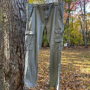 Wrangler Athletic Pants – Comfortable & Versatile